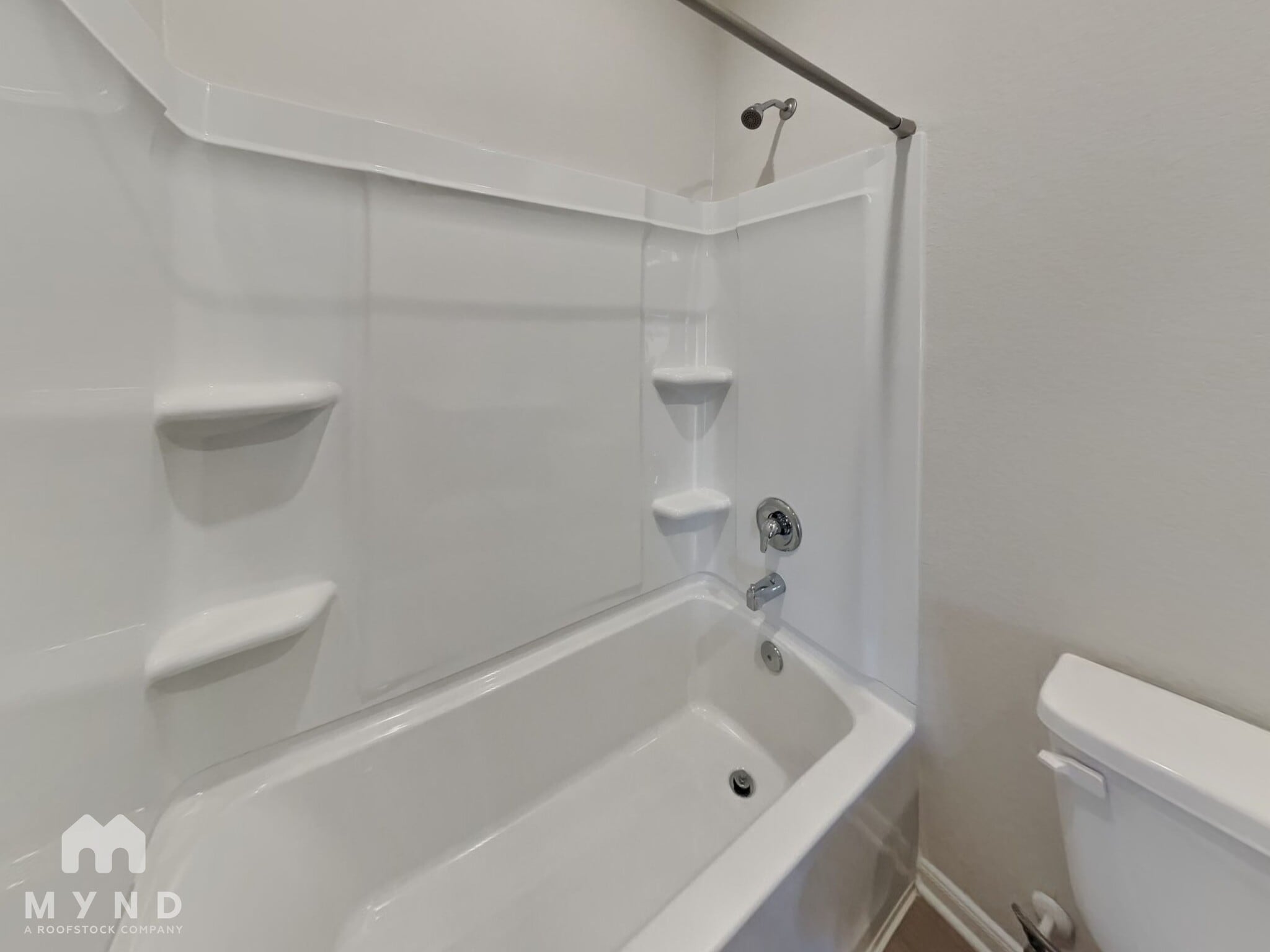 Building Photo - 15607 Plum Brk Dr