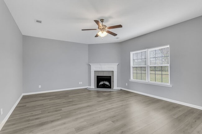 Building Photo - 50 Dove Run Dr