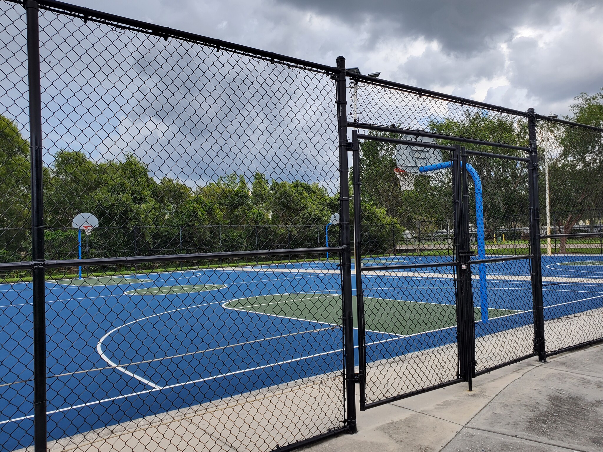 Basketball courts - 1256 Standridge Dr