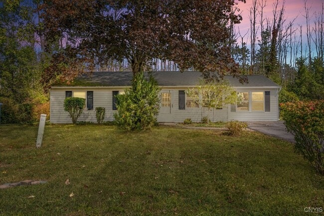 Building Photo - 8839 English Rd