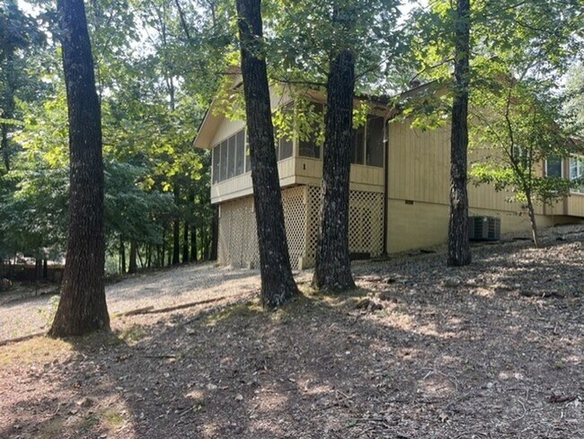 Building Photo - 1 Curry Ln