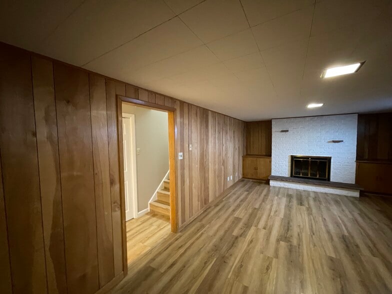 Family room - 7991 E Hampden Cir