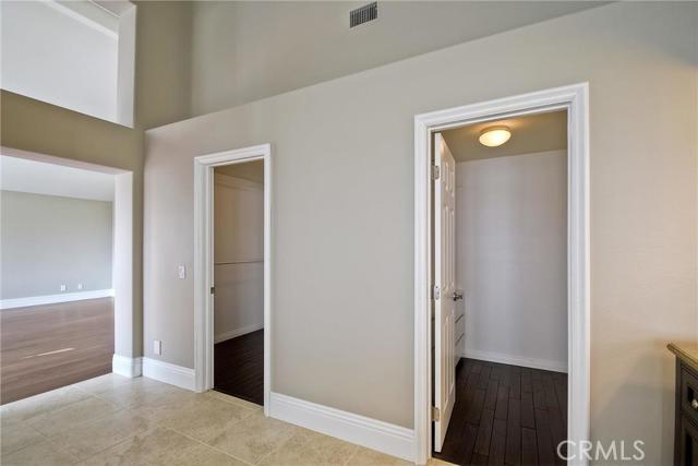 Building Photo - 25 Bridington