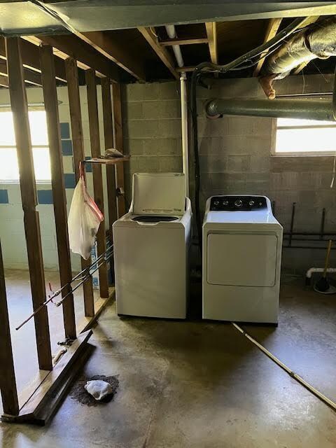 Building Photo - 811 Blanton St