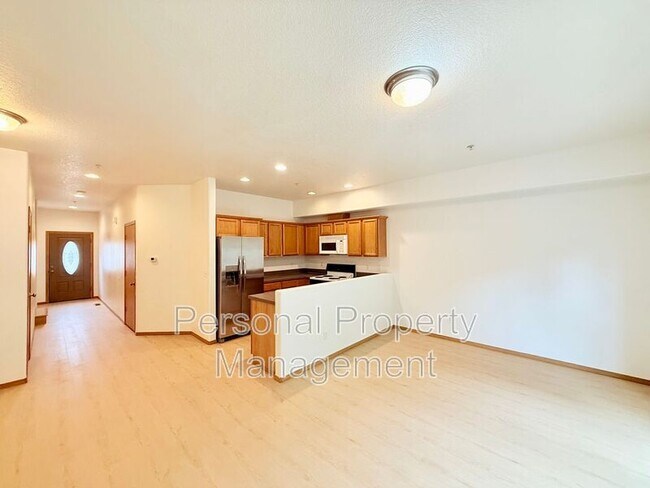 Building Photo - 855 NW Ivy St