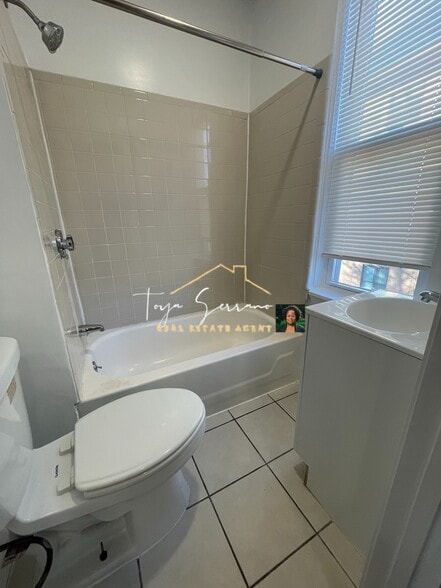 Building Photo - 7 Greenville St