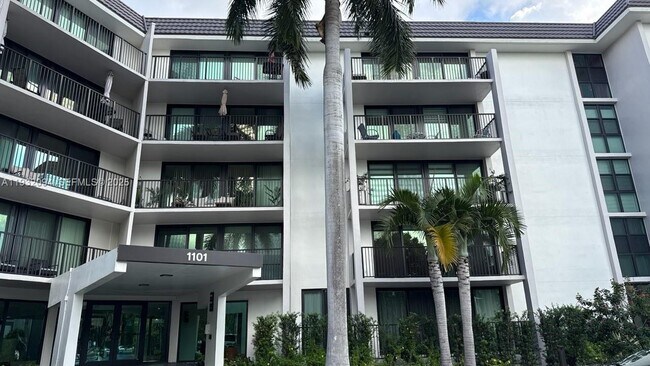 Building Photo - 1101 River Reach Dr