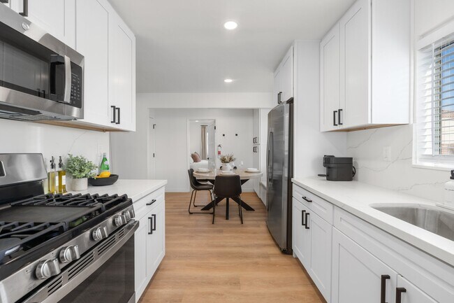 Building Photo - 4458-62 40th St
