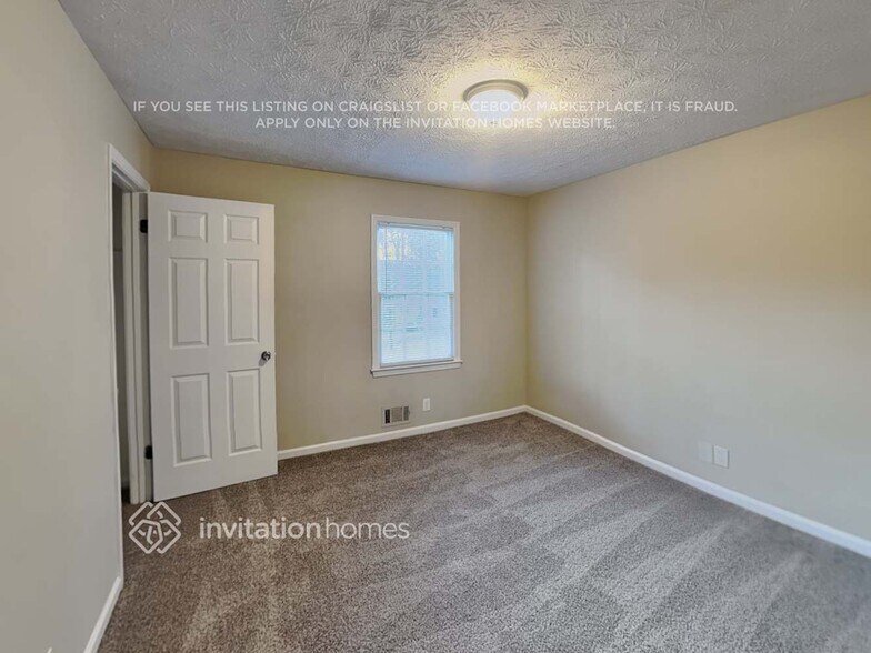 Building Photo - 1330 Timbercrest Ct