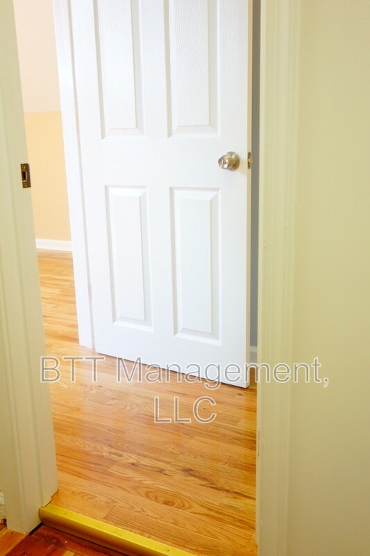 Building Photo - 8401 Flower Ave
