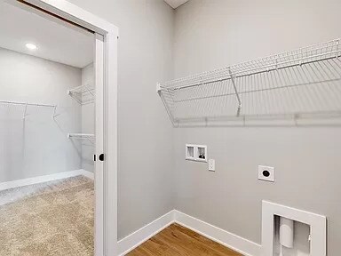 Building Photo - 520 Meadows Ct