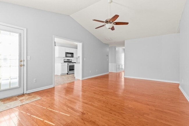 Building Photo - 1707 Mountain Fort Way