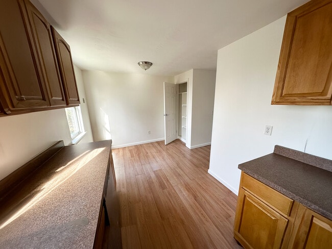 Building Photo - 1078C Mount Hope Ave