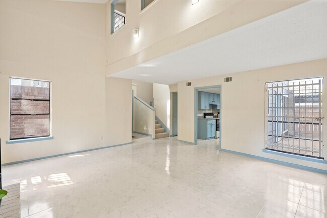 Building Photo - 8583 Wilcrest Dr