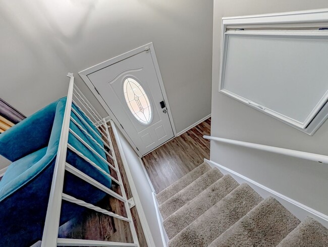 Building Photo - 8616 Hickory Ave