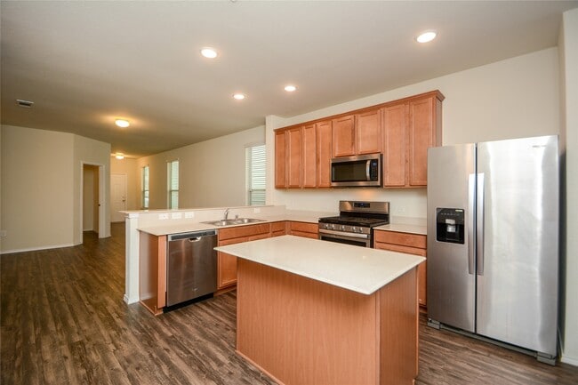 Building Photo - 4414 Iron Horse Dr