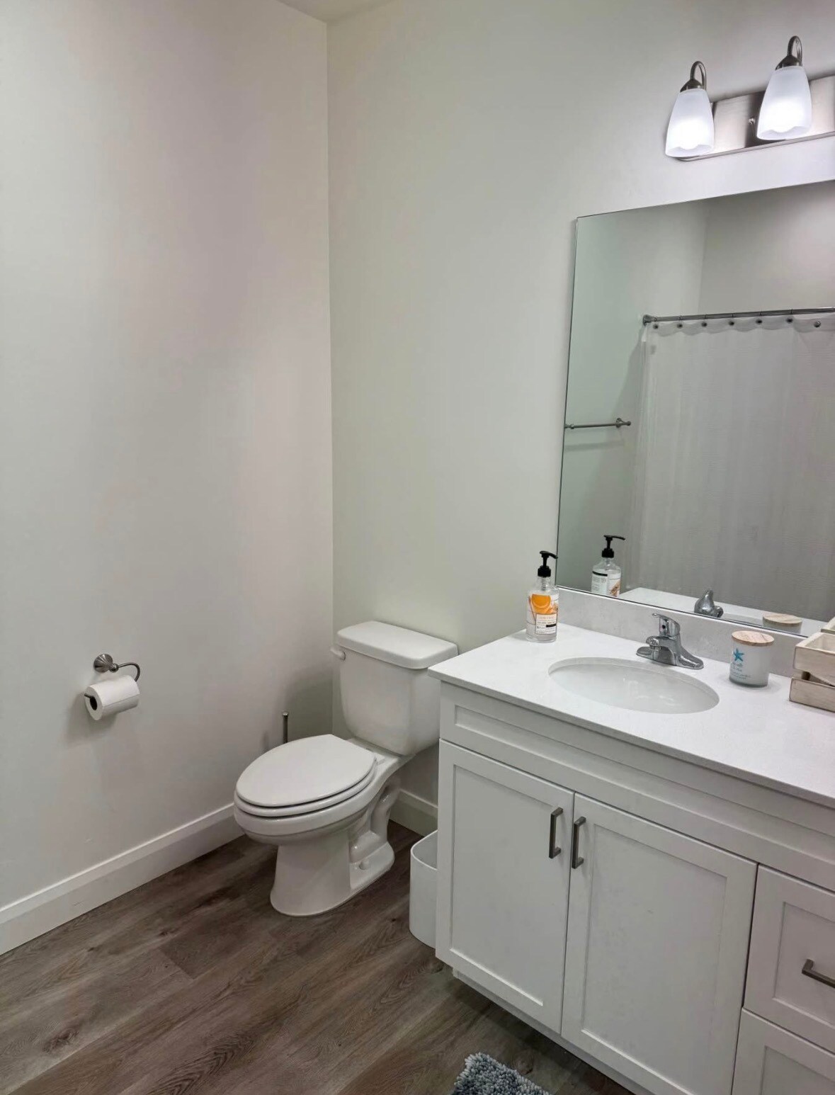Building Photo - 5801 S Garnet Dr