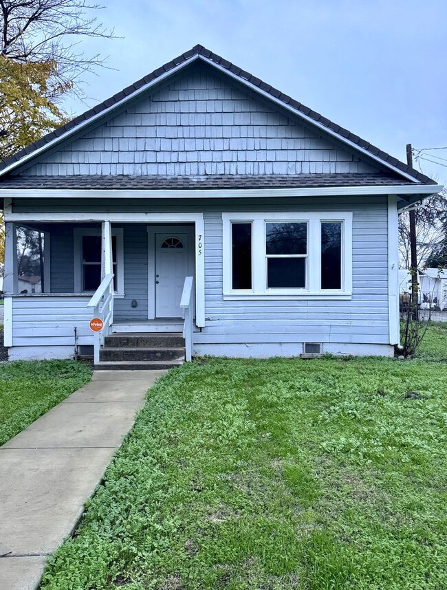 Building Photo - Available Now!