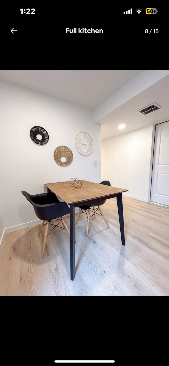 Building Photo - 3511 1180 S