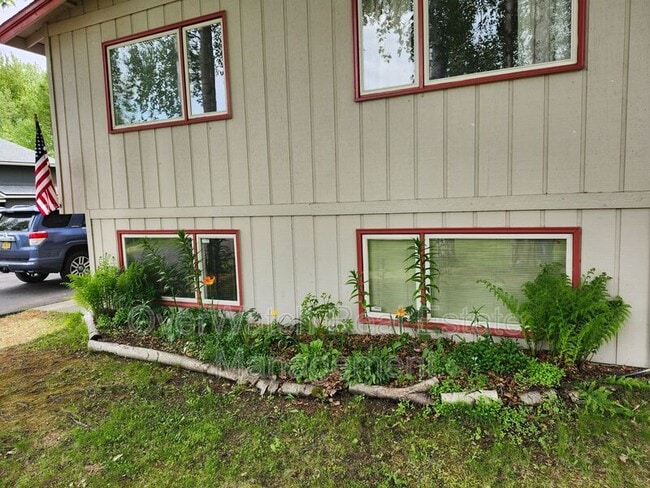 Building Photo - 3890 Caravelle Dr