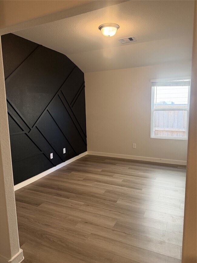 Building Photo - 18739 Frost Ridge Dr