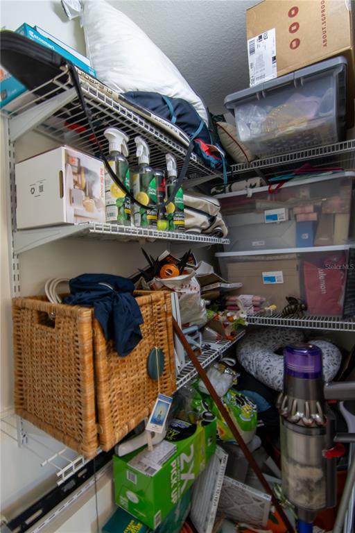 Building Photo - 600 43rd Ave NE