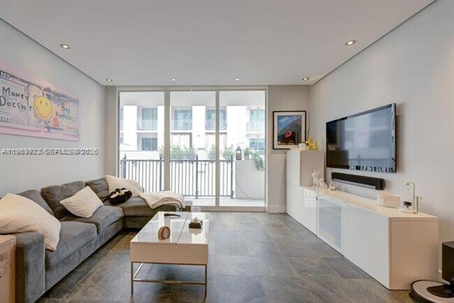 Building Photo - 4100 Salzedo St