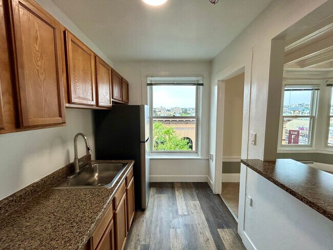 Building Photo - 1548-1560 Fillmore Street-506