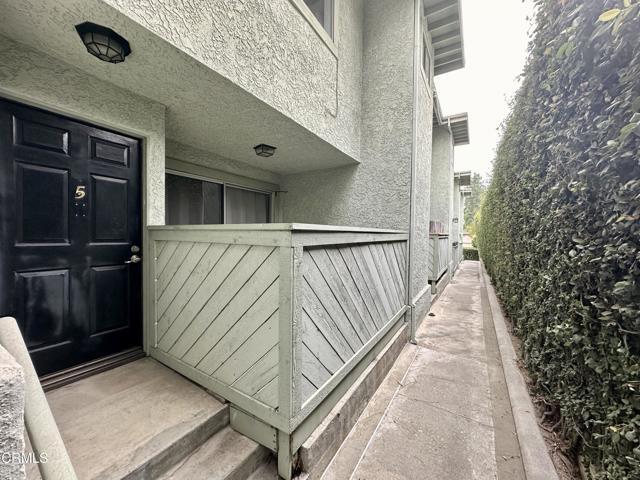 Building Photo - 1454 E Orange Grove Blvd
