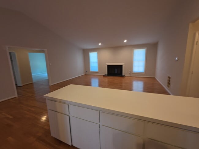 Building Photo - Terrific Rancher with Vaulted Ceiling in Meredith Woods.