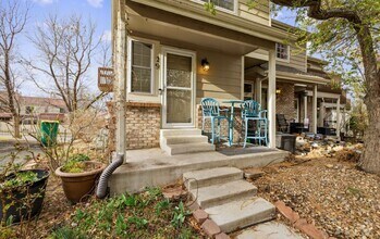 Building Photo - $0 DEPOSIT OPTIONS. SPACIOUS 2 BED, 2.5 BA...