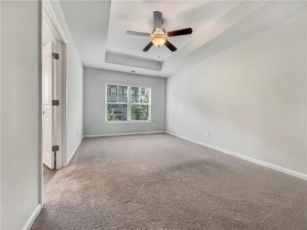 Building Photo - 2909 Ridgeview Dr