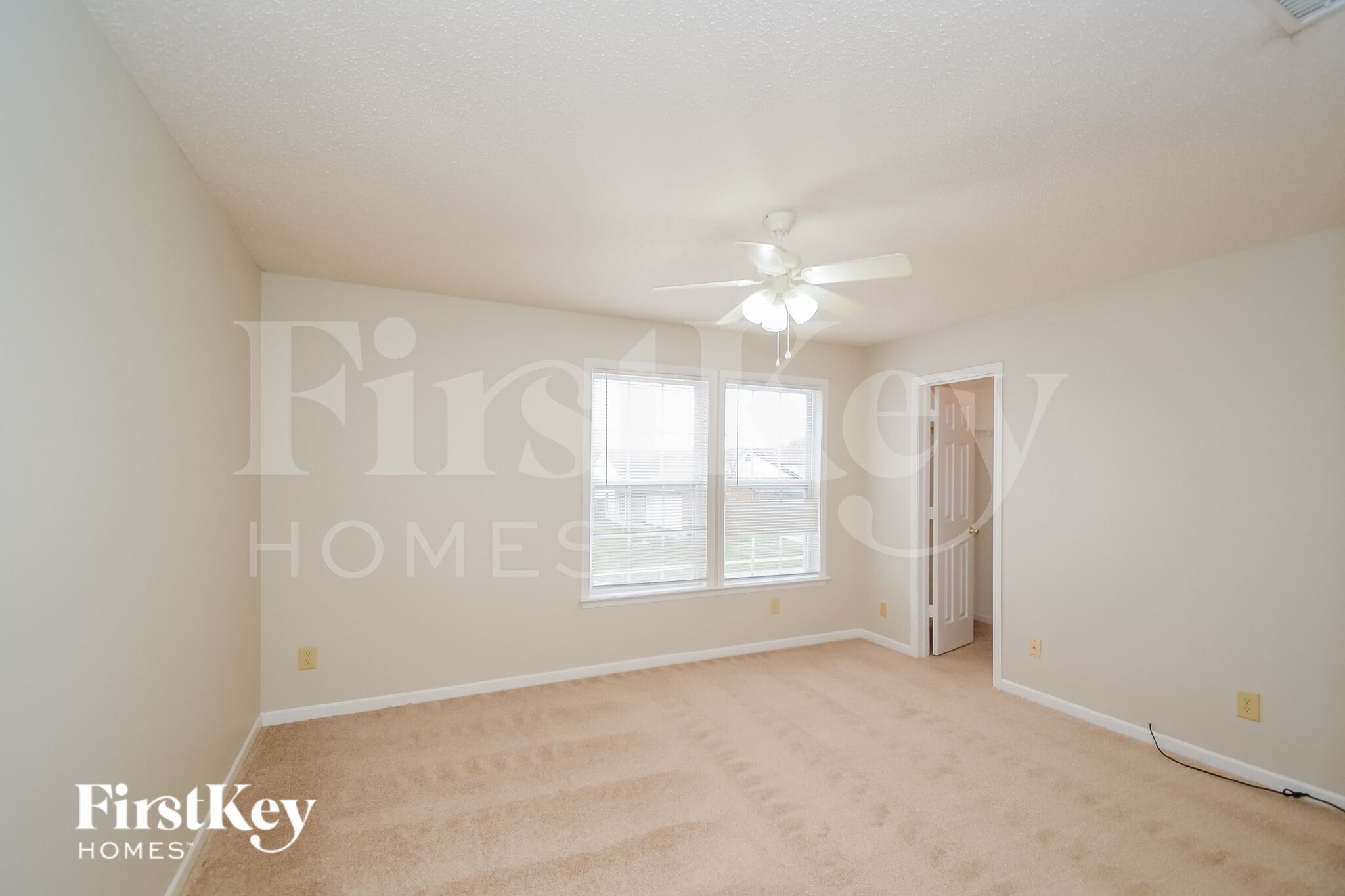 Building Photo - 5661 Grassy Bank Dr