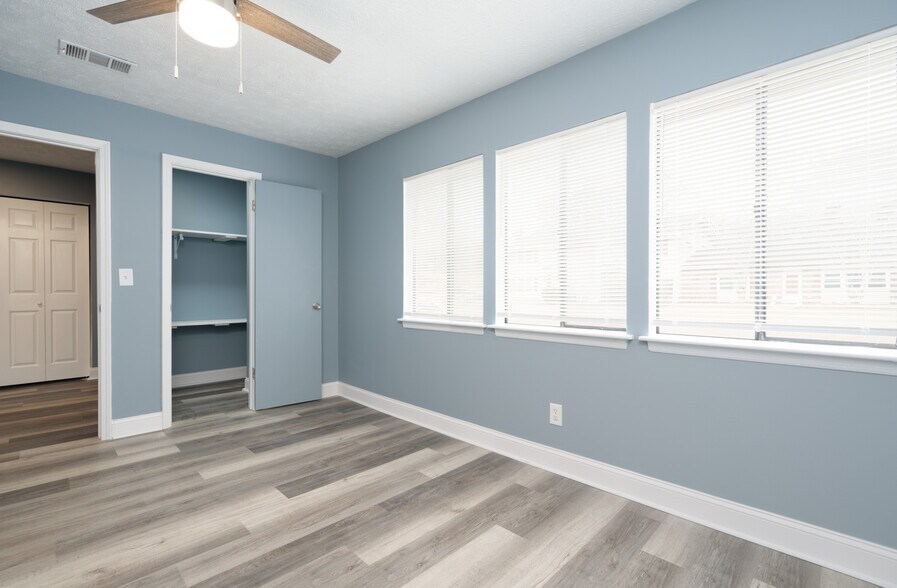 Building Photo - 7560 Taylor Rd