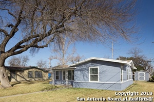 Building Photo - 303 Schmeltzer Ln