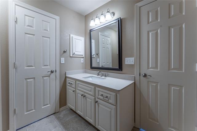 Building Photo - 209 Timber Lake Dr