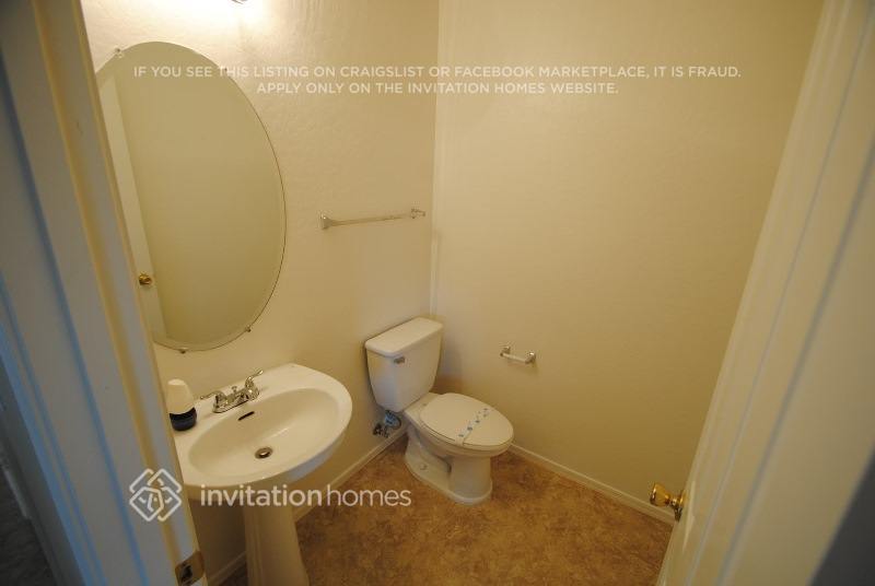 Building Photo - 328 E March St