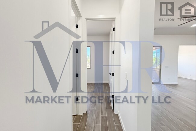Building Photo - 3Bed/2Bath Home in North Scottsdale! Ready...