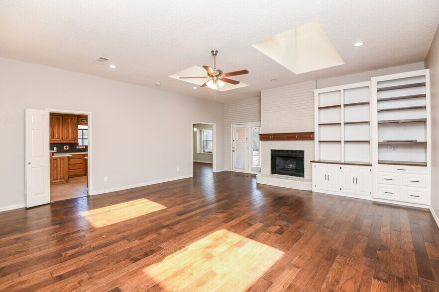 Building Photo - 2008 Hunter Glade Ln