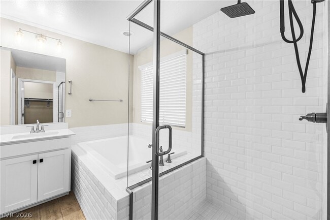 Building Photo - 10334 Apefly St
