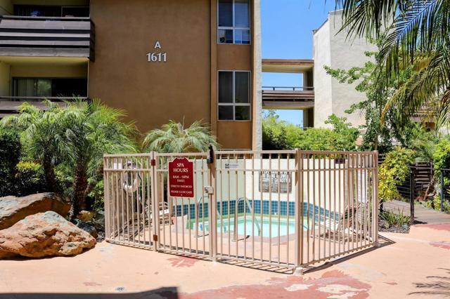 Building Photo - 1615 Hotel Cir S