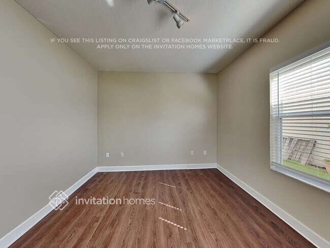 Building Photo - 8809 Cameron Crest Dr