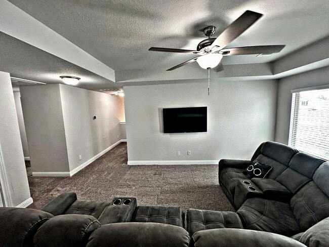 Building Photo - 21822 Rose Maris Ln