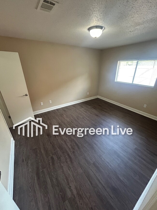 Building Photo - 30 Callan Ct