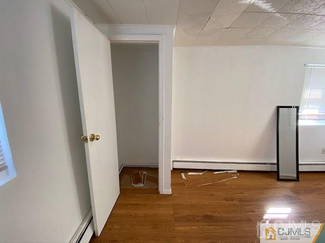 Building Photo - 123 Kossuth St