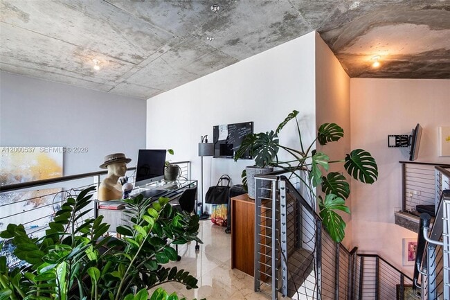 Building Photo - 690 SW 1st Ct