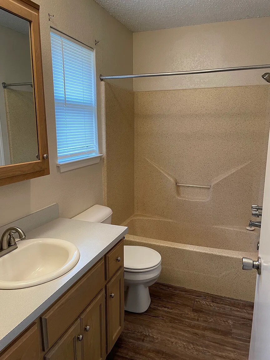 Building Photo - 306 Williams Rd