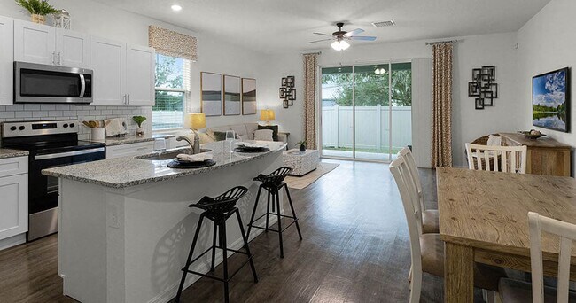 Building Photo - Copper Creek North Townhomes