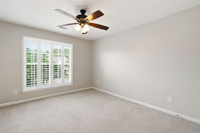 Building Photo - 208 Setters Ridge