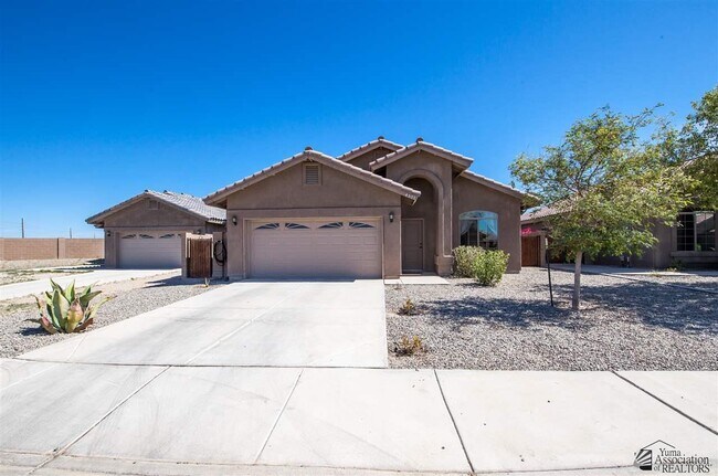 Primary Photo - 4533 S Agave Ave